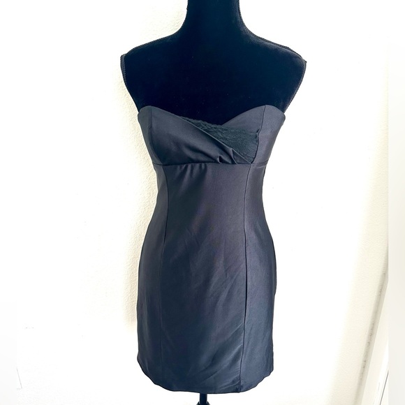 Charlotte Russe Dresses & Skirts - SATIN COCKTAIL DRESS